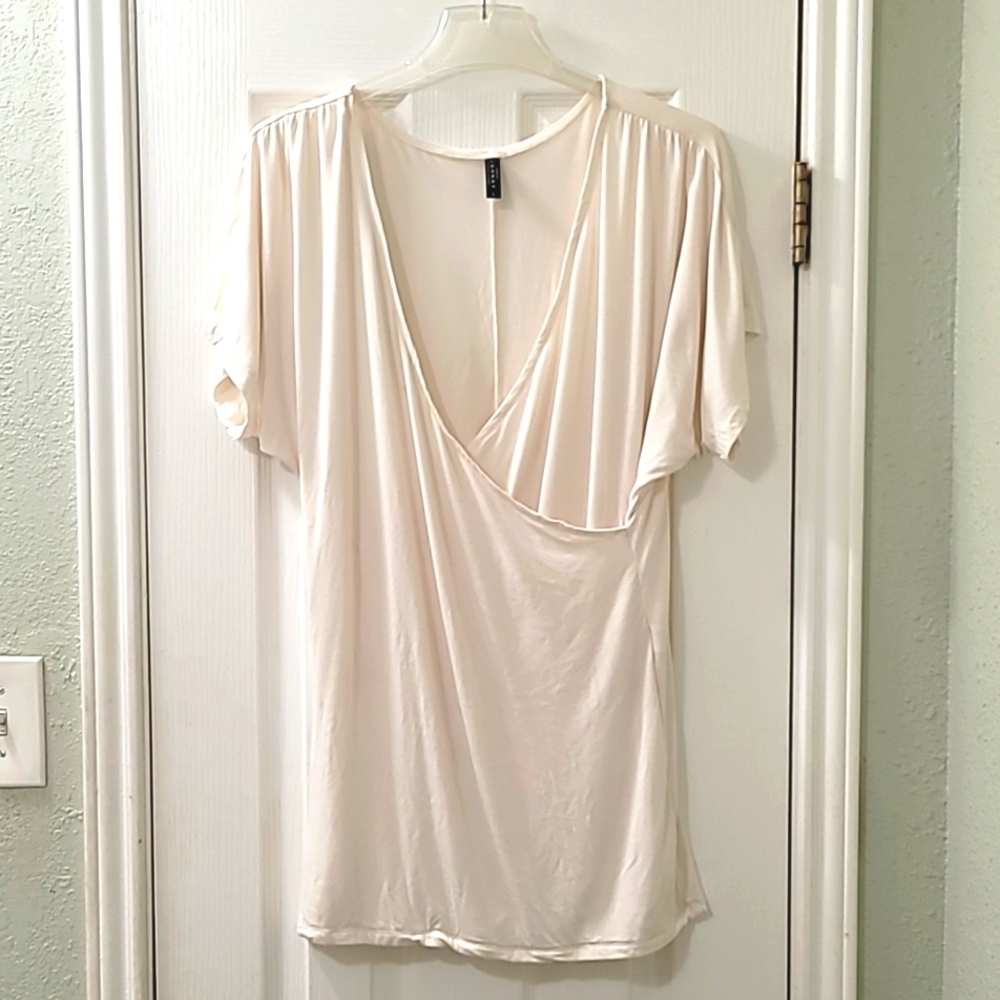 🌟 Cream Wrap Blouse 🌟